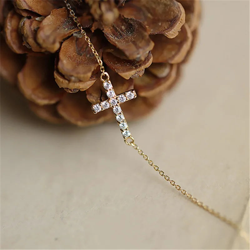 Pulsera fina para mujer de plata de ley 925 con cruz
