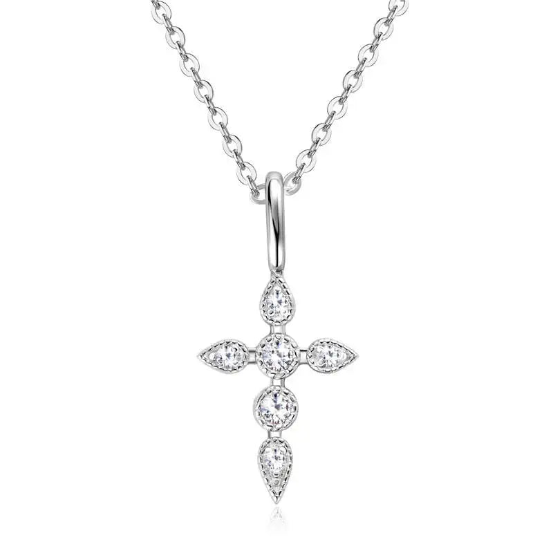 Cruz Celestial — Collar de Plata 925 con Moissanita