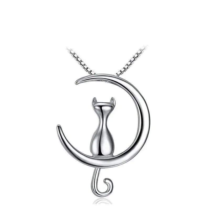 Collar con colgante de gato y luna